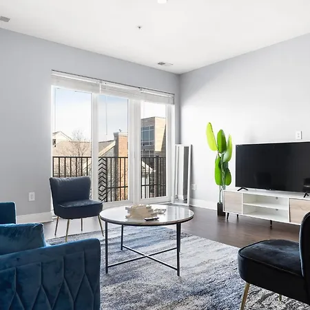 Bella Vista Downtown 2Br 2Ba Apartment